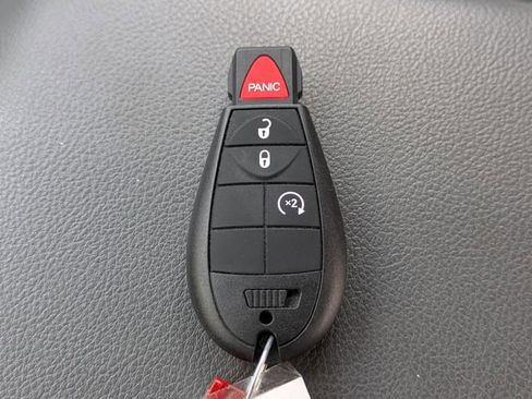 Used 2018 RAM 1500 Big Horn image 30