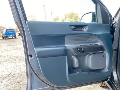 New 2026 Ford Maverick Lariat w/ Black Appearance Package image 13