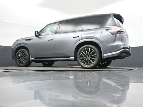 New 2026 INFINITI QX80 Autograph w/ Premium Cargo Package image 40