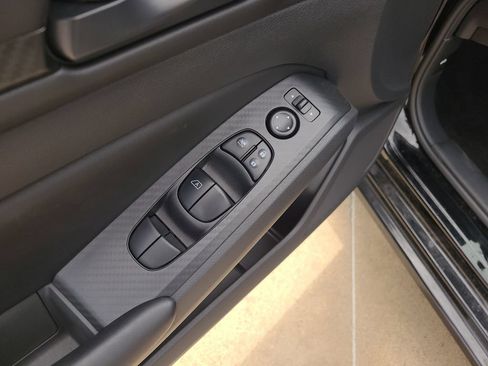Certified 2025 Nissan Altima 2.5 S FWD image 16