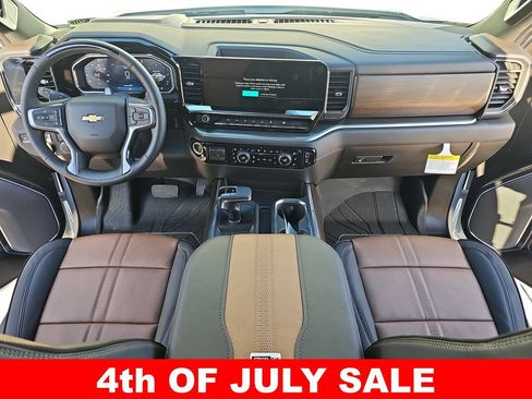 New 2026 Chevrolet Silverado 1500 High Country AWD/4WD image 9