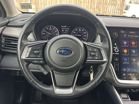 Used 2021 Subaru Outback Premium image 2