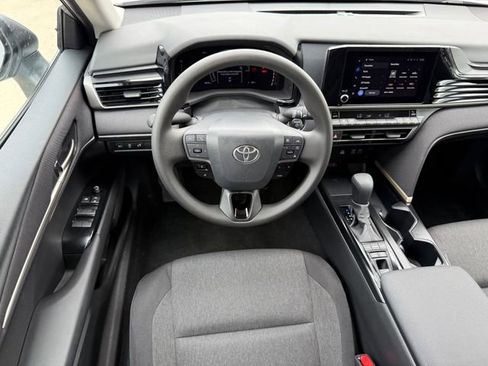 Used 2026 Toyota Camry LE FWD image 26