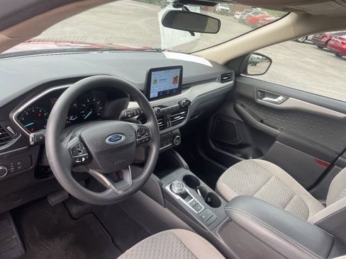 Used 2020 Ford Escape SE FWD image 21