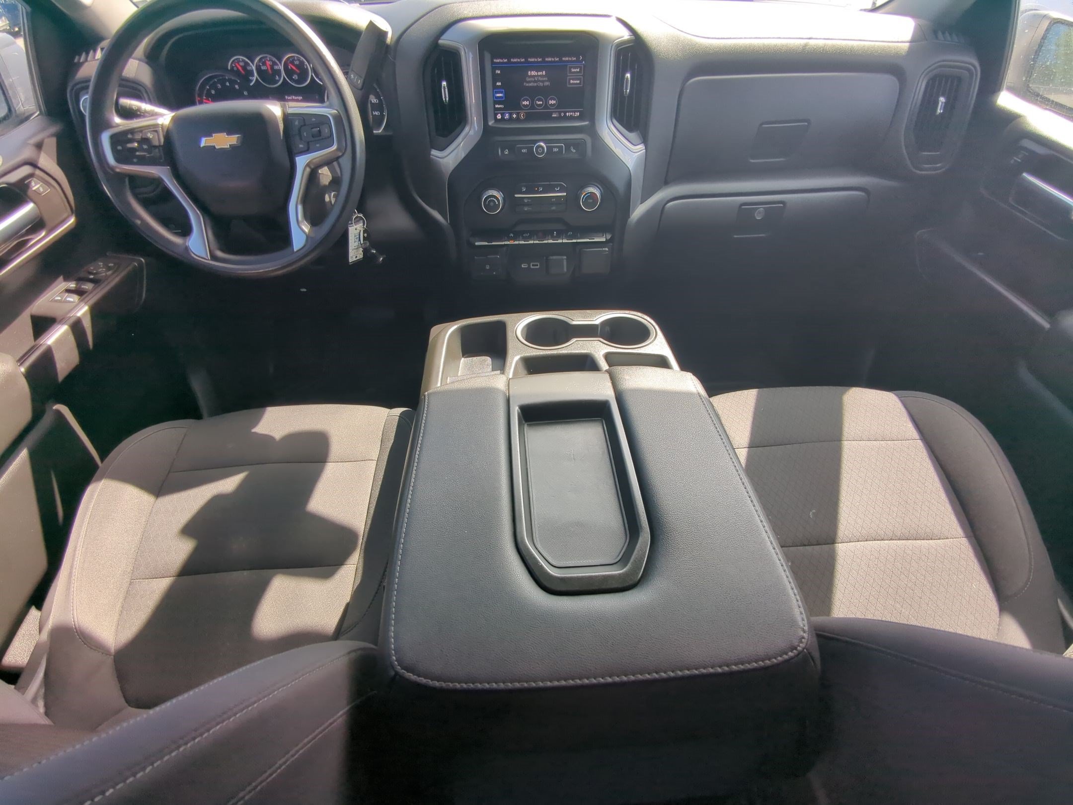 Used 2022 Chevrolet Silverado 1500 Custom w/ Safety Confidence Package AWD/4WD image 28