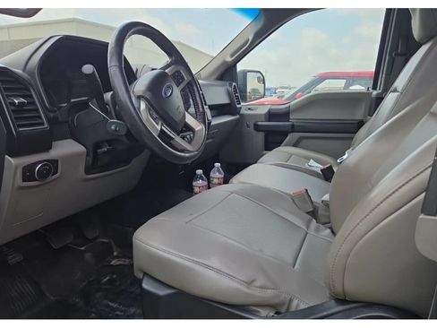 Used 2017 Ford F150 XL w/ Equipment Group 101A Mid AWD/4WD image 8