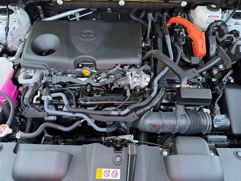 Certified 2023 Toyota Venza Nightshade AWD/4WD image 10