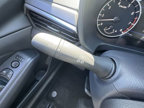 New 2026 Nissan Altima 2.5 SR w/ SR Midnight Edition Package image 23