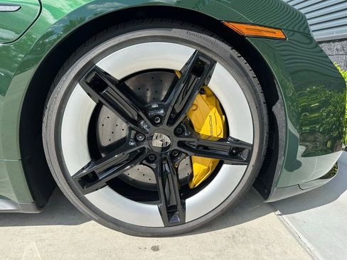 Used 2025 Porsche Taycan Turbo S image 39