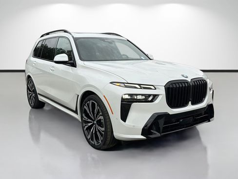 New 2027 BMW X7 xDrive40i w/ Executive Package AWD/4WD image 1