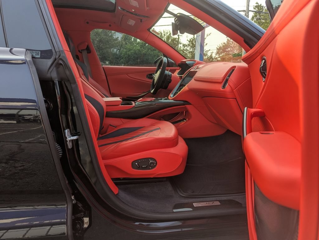 Used 2023 Aston Martin DBX 707 AWD/4WD image 38