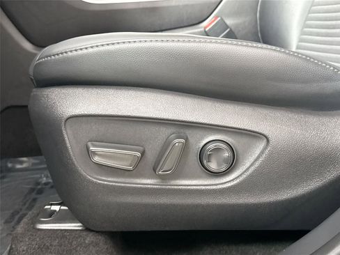 Certified 2025 Toyota Highlander XSE AWD/4WD image 30