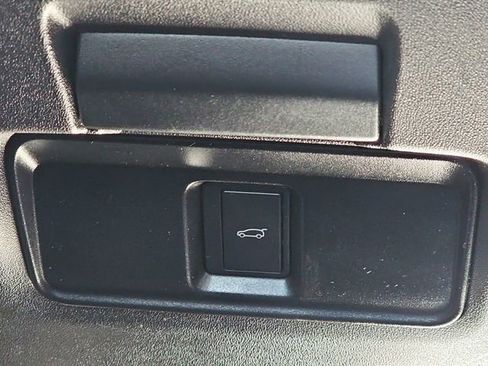 Used 2024 Land Rover Discovery Sport S AWD/4WD image 19