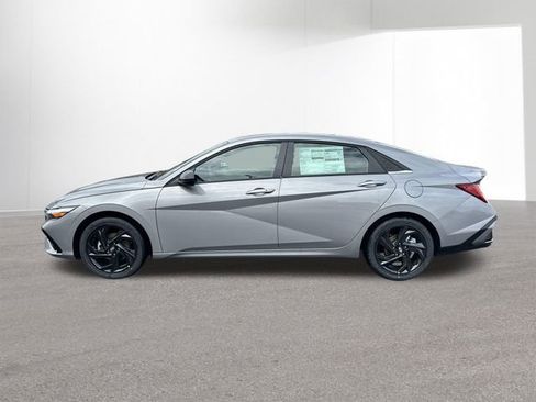 New 2026 Hyundai Elantra SEL Sport image 14