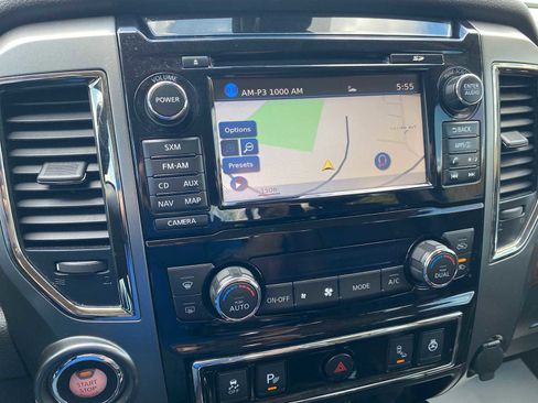 Used 2018 Nissan Titan Platinum Reserve w/ Platinum Utility Package AWD/4WD image 22