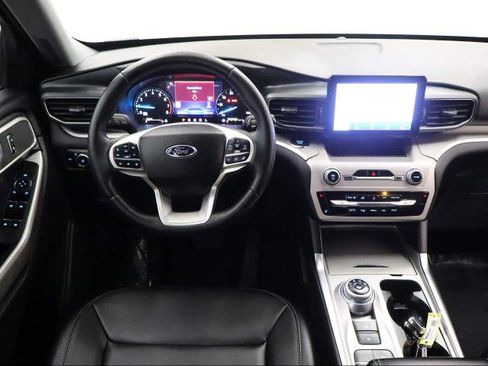 Certified 2023 Ford Explorer XLT w/ Equipment Group 202A image 16