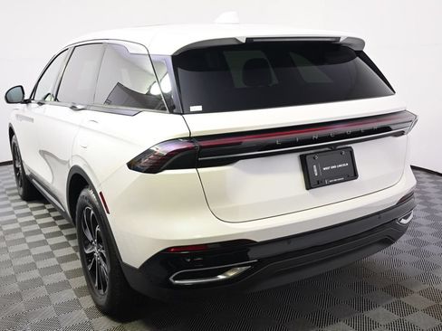 Certified 2026 Lincoln Nautilus Premier w/ Equipment Group 102A AWD/4WD image 4