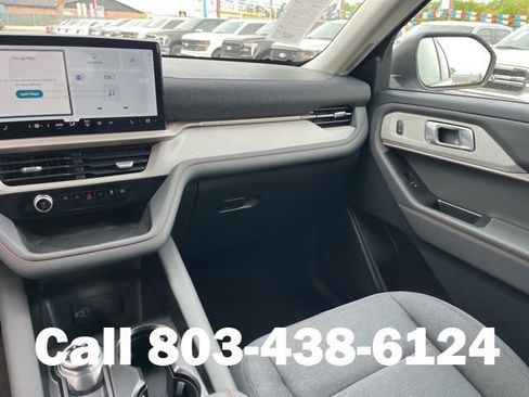 New 2026 Ford Explorer Active image 17