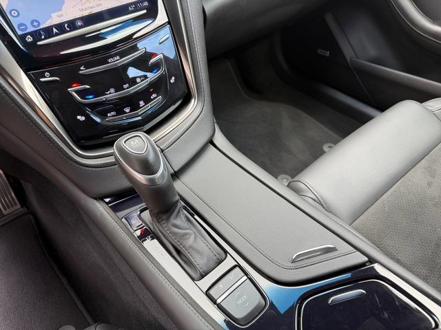 Used 2017 Cadillac CTS V w/ Carbon Fibre Package RWD image 18