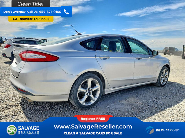 Used 2013 Ford Fusion SE FWD image 4