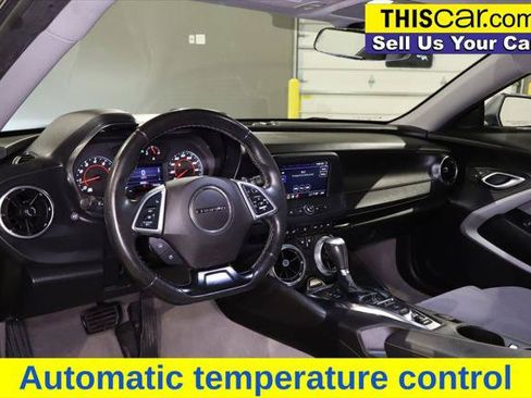 Used 2022 Chevrolet Camaro LT RWD image 11