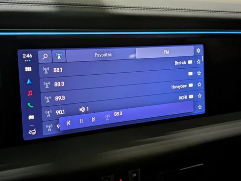 New 2026 Porsche Macan 4 Electric image 37