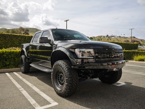 Used 2013 Ford F150 Raptor w/ Luxury Equipment Group AWD/4WD image 3