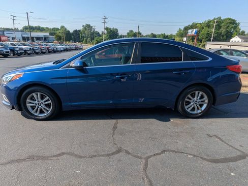 Used 2017 Hyundai Sonata SE FWD image 4