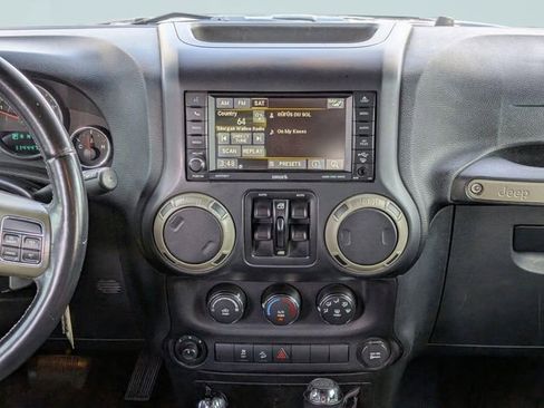 Used 2016 Jeep Wrangler Unlimited Sport AWD/4WD image 17