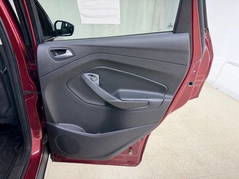 Used 2018 Ford Escape SEL FWD image 13