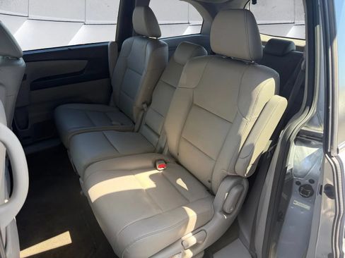 Used 2017 Honda Odyssey EX-L image 17