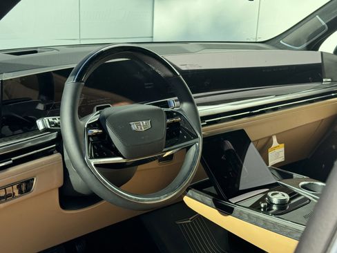 New 2025 Cadillac Escalade IQ Sport 2 w/ LPO, ONYX Package image 16