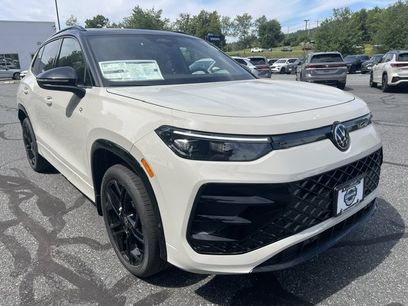 New 2026 Volkswagen Tiguan SE R-Line