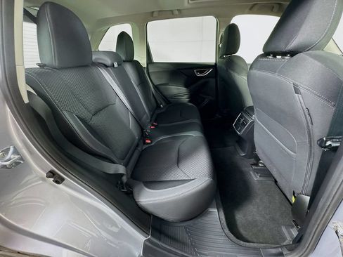 Used 2023 Subaru Forester Premium AWD/4WD image 34