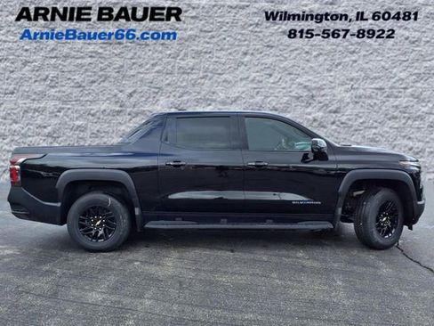 New 2025 Chevrolet Silverado EV LT AWD/4WD image 4