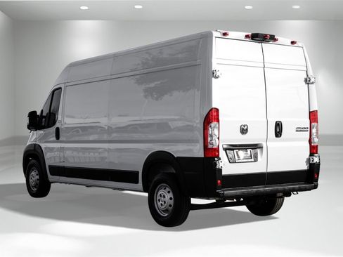 Used 2023 RAM ProMaster 2500 image 8