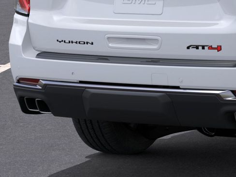 New 2026 GMC Yukon XL AT4 Ultimate AWD/4WD image 15