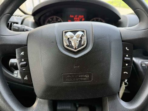 Used 2021 RAM ProMaster 2500 w/ Convenience Group image 9