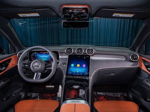 New 2026 Mercedes-Benz GLC 300 image 13