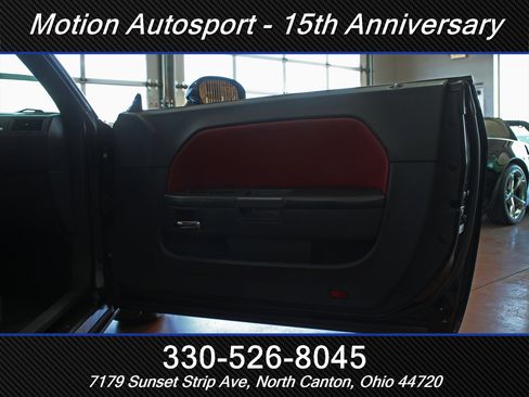 Used 2013 Dodge Challenger R/T RWD image 30