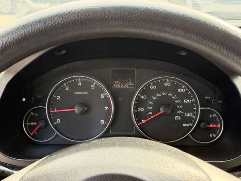 Used 2014 Subaru Legacy 2.5i AWD/4WD image 17