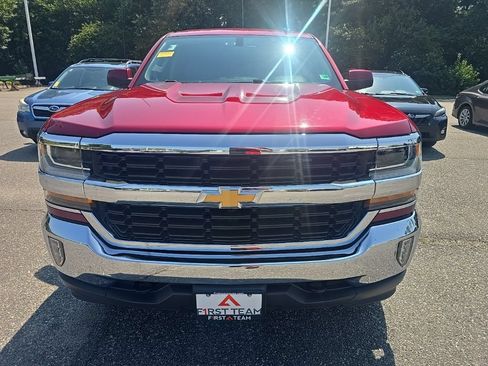 Used 2018 Chevrolet Silverado 1500 LT w/ All Star Edition AWD/4WD image 2