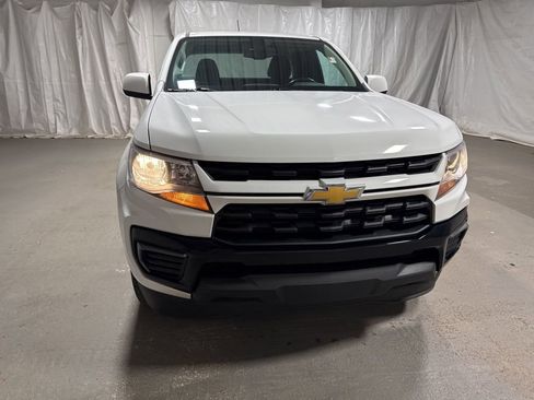 Used 2022 Chevrolet Colorado LT w/ Fleet Safety Package image 2