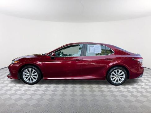 Used 2018 Toyota Camry LE w/ Convenience Package FWD image 8