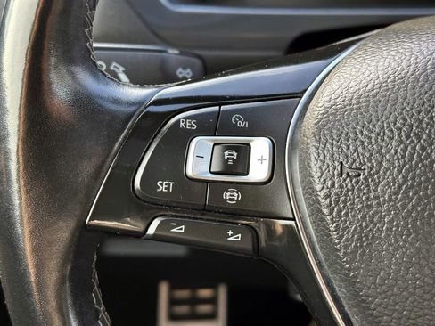 Used 2019 Volkswagen Tiguan SEL Premium R-Line image 21