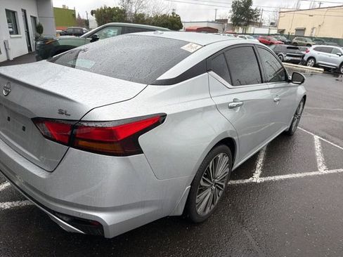 Used 2024 Nissan Altima 2.5 SL image 12