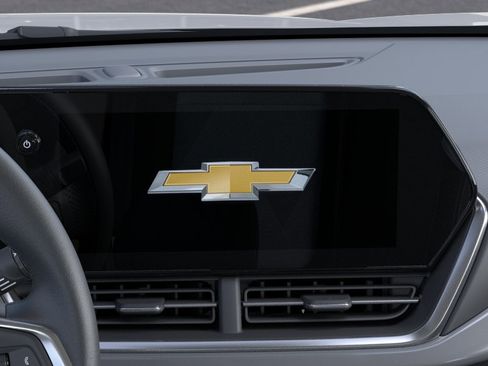 New 2026 Chevrolet Trax LT w/ Driver Confidence Package image 20