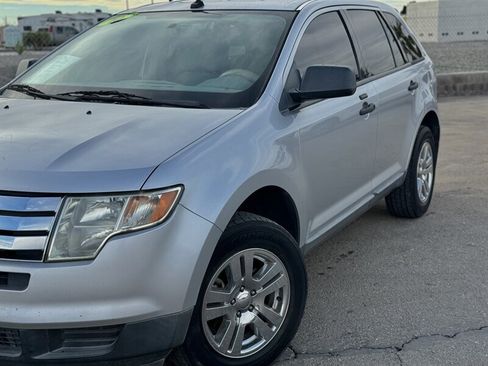 Used 2010 Ford Edge SE image 2