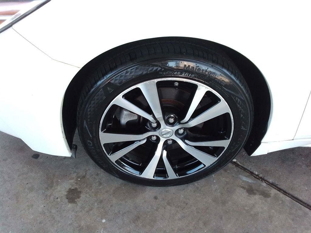 Used 2017 Nissan Maxima 3.5 SL FWD image 25