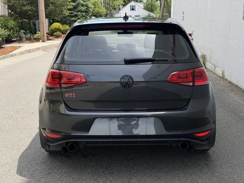 Used 2016 Volkswagen GTI SE FWD image 5